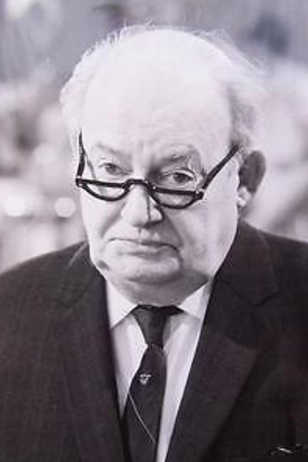 Фото  (Arthur Brough)