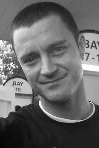 Фото  (Colin McKay)