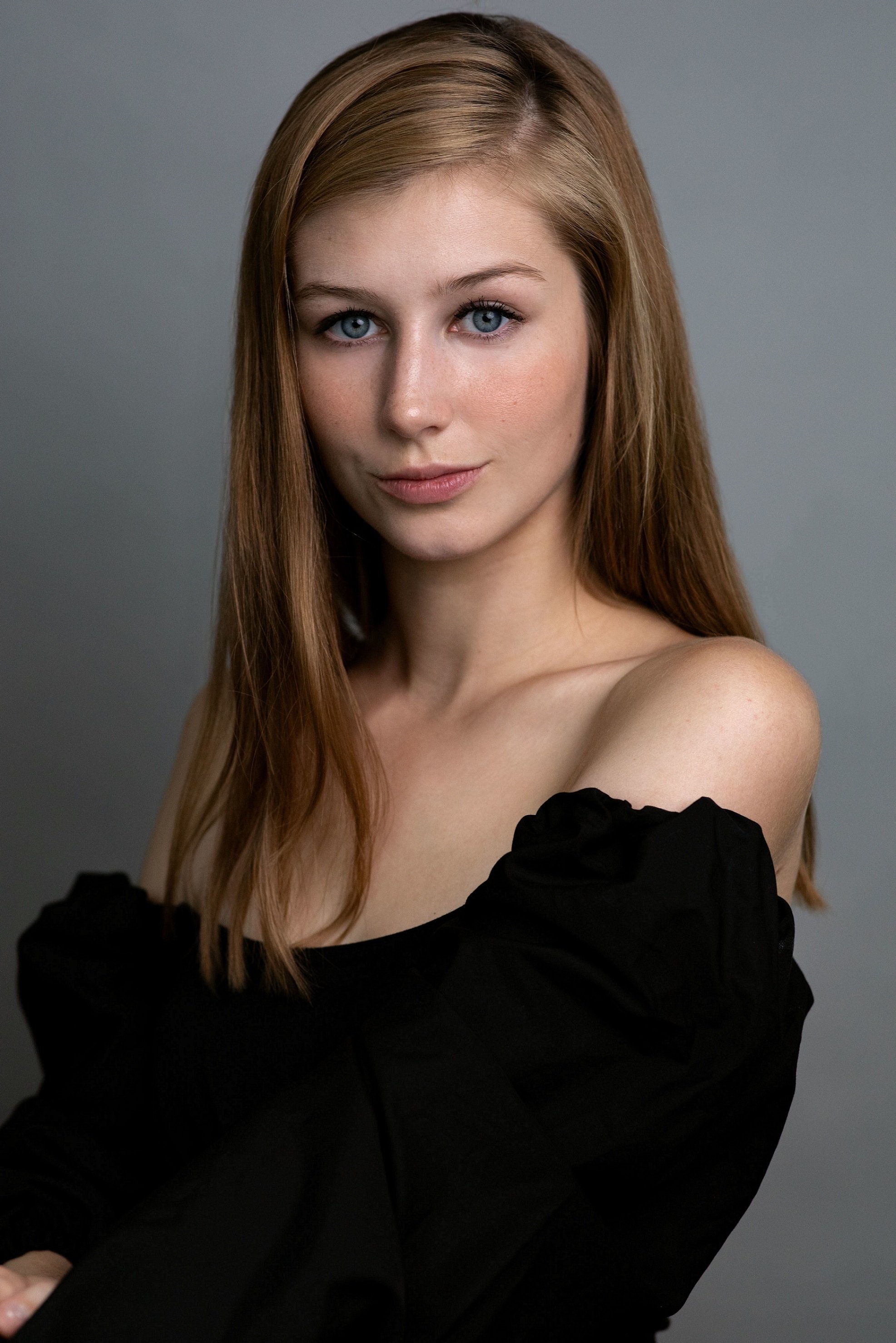 Фото  (Tara Redmond van Rees)