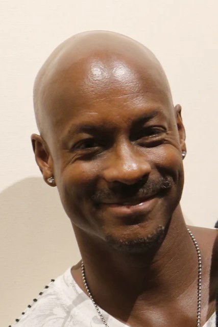 Фото  (Sonny Emory)