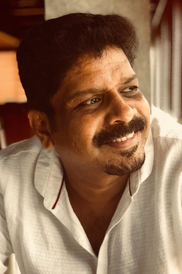 Фото  (Sukumar Thekkepat)