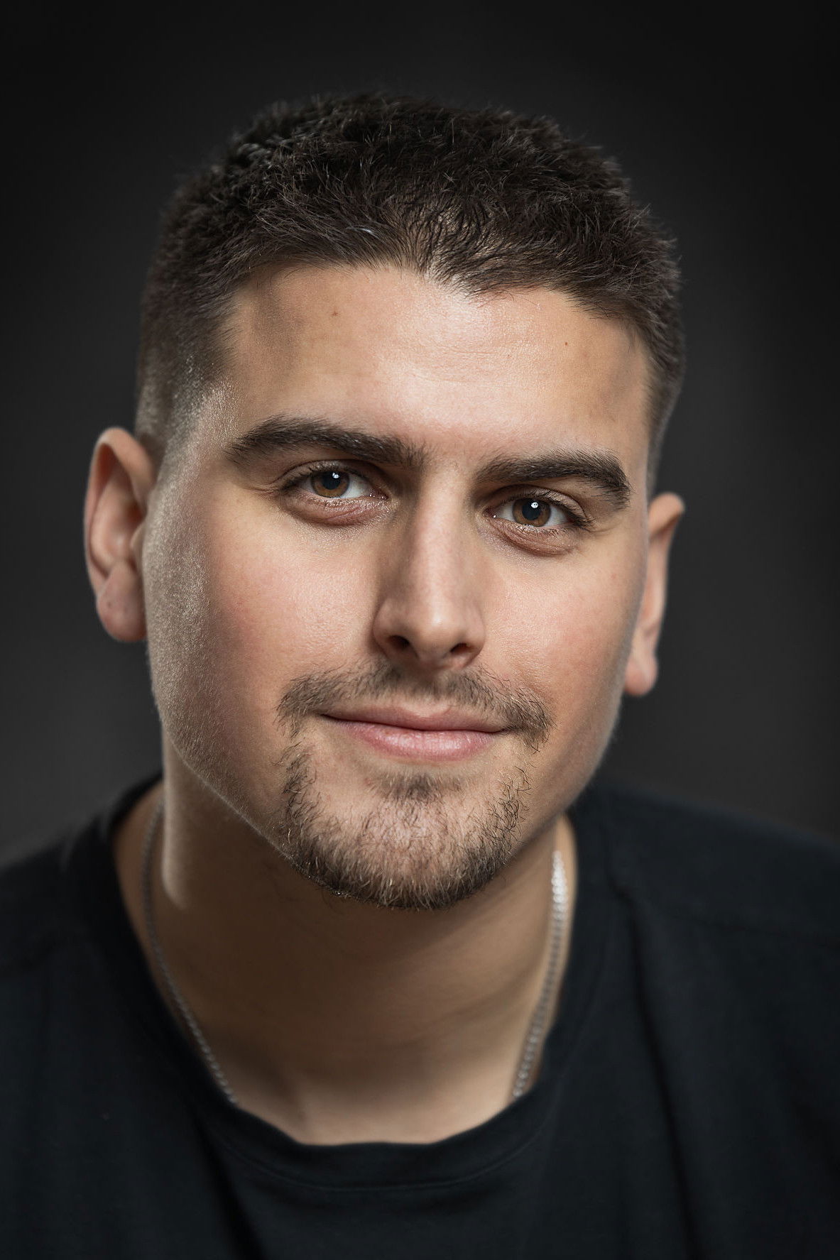 Фото  (Kyle Lyons)