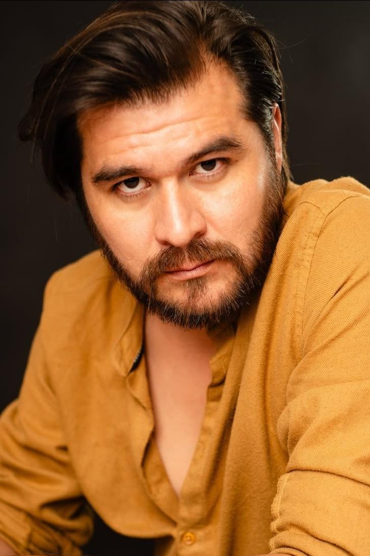 Фото  (Roberto Belmont)