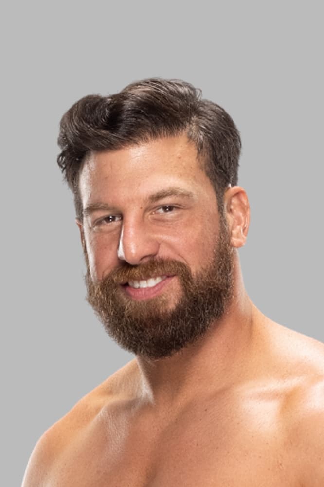 Фото  (Drew Gulak)