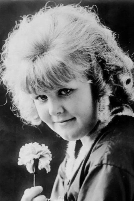 Фото  (Thelma Salter)
