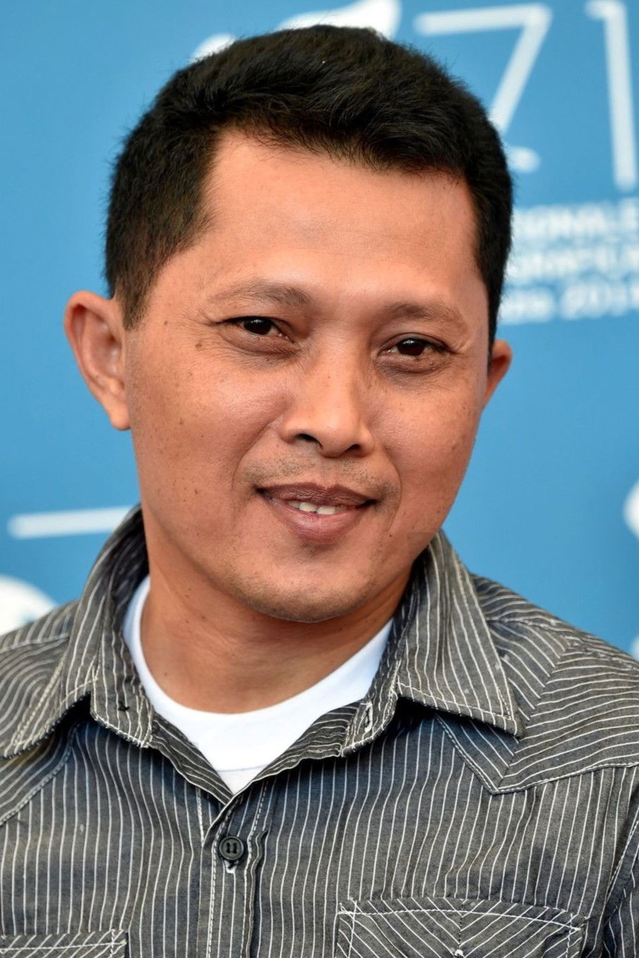 Фото  (Adi Rukun)