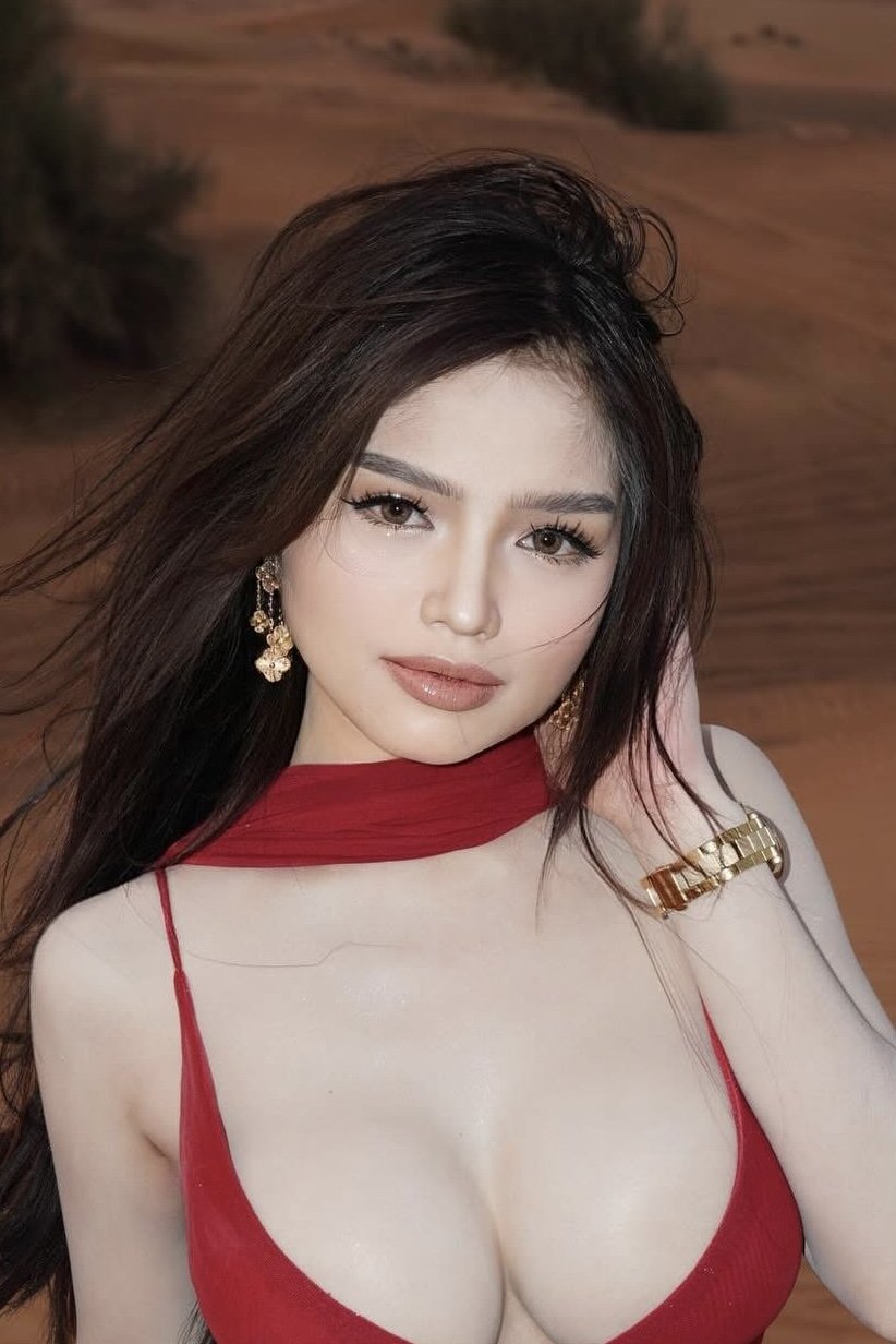 Фото  (Rhea Montemayor)