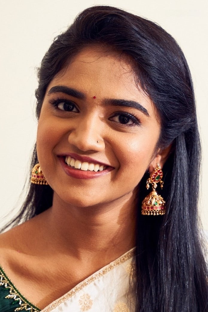 Фото  (Malavika Manoj)