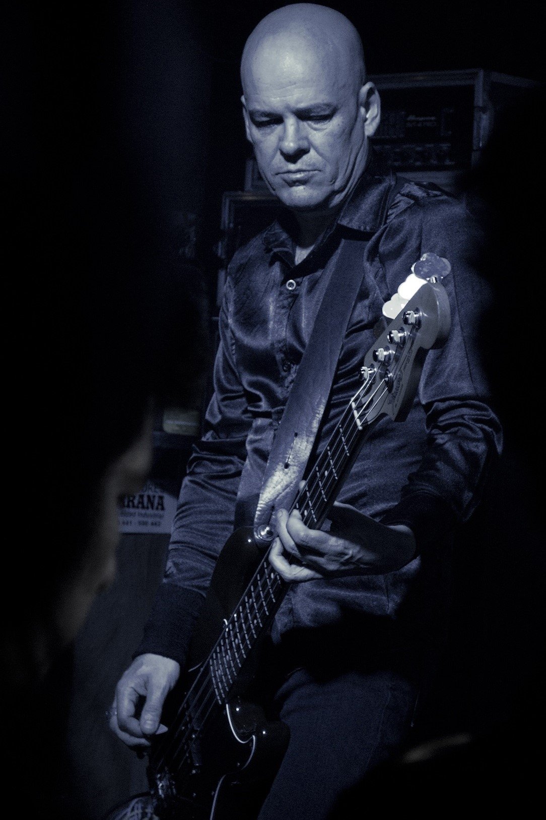 Фото  (Craig Adams)