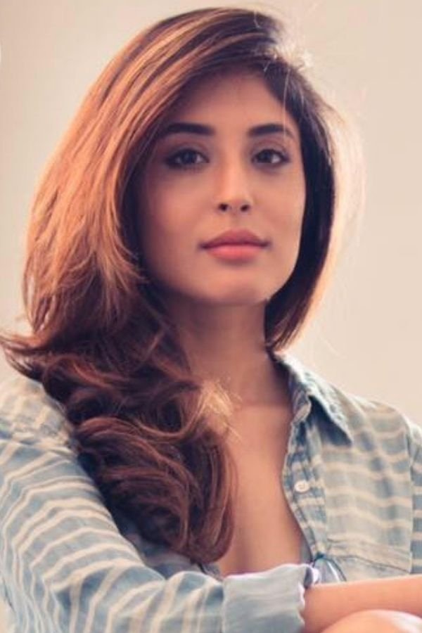 Фото  (Kritika Kamra)