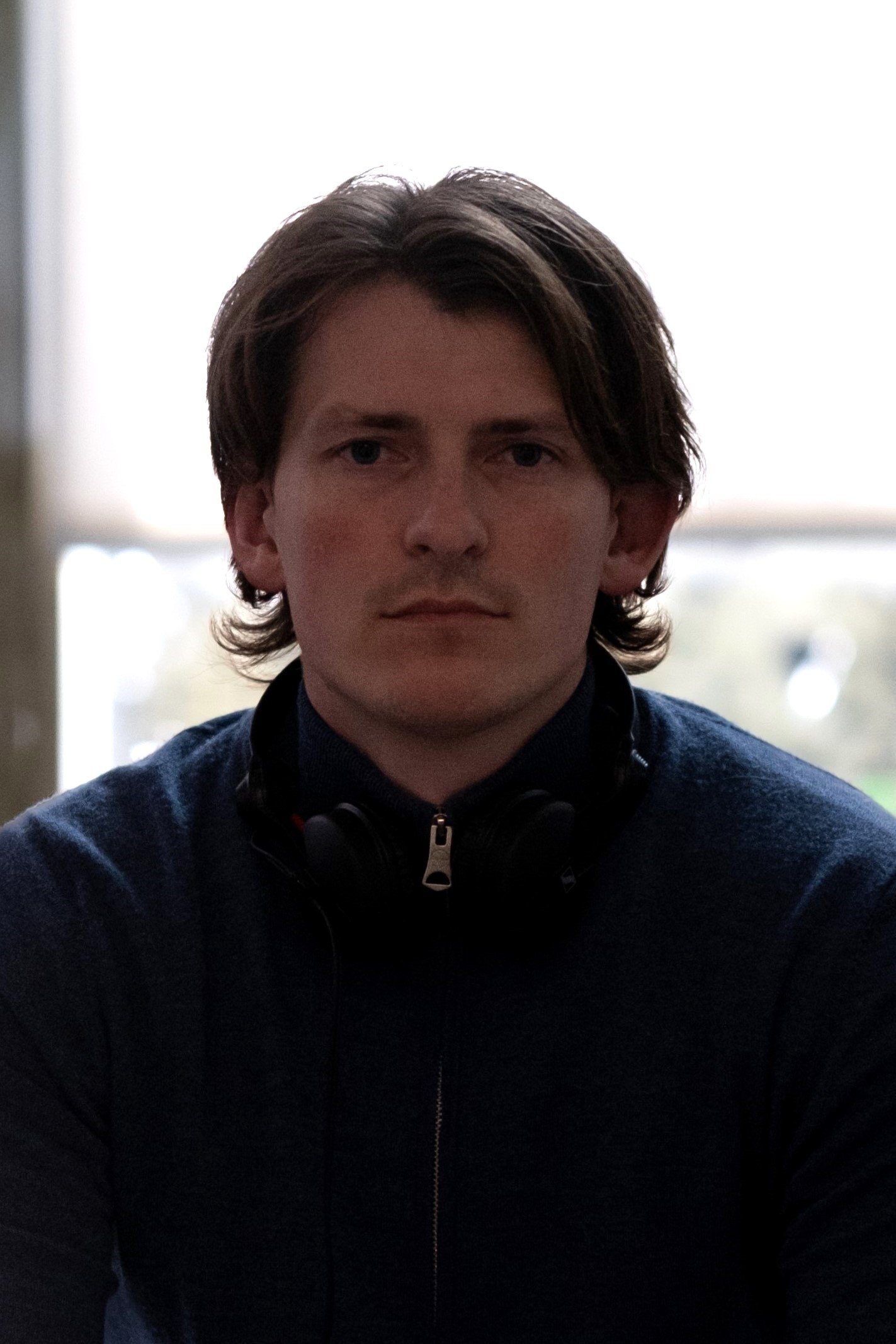 Фото  (Theis Holmstrup)