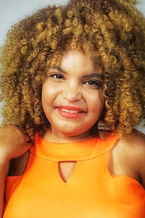 Фото  (Thina Lowe)