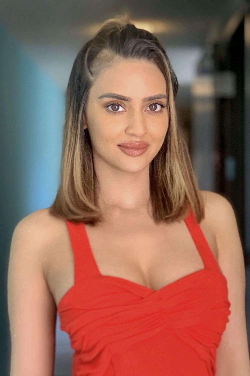 Фото  (Azra Valani)