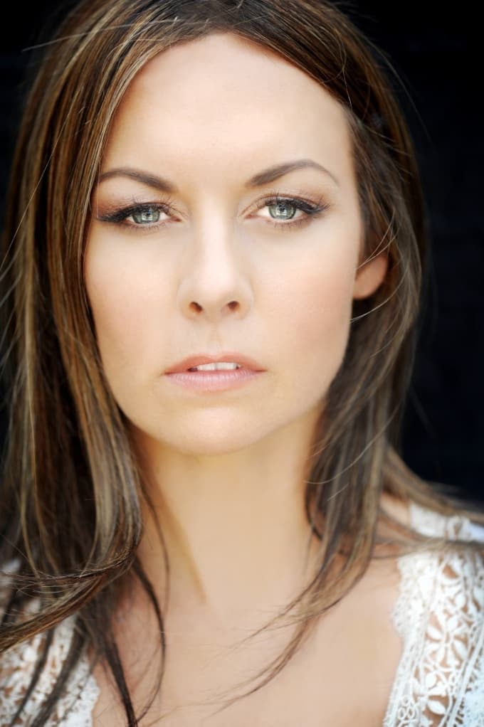 Фото  (Camme Tyla)