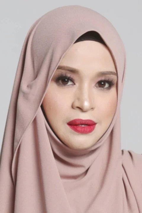 Фото  (Noorkhiriah)