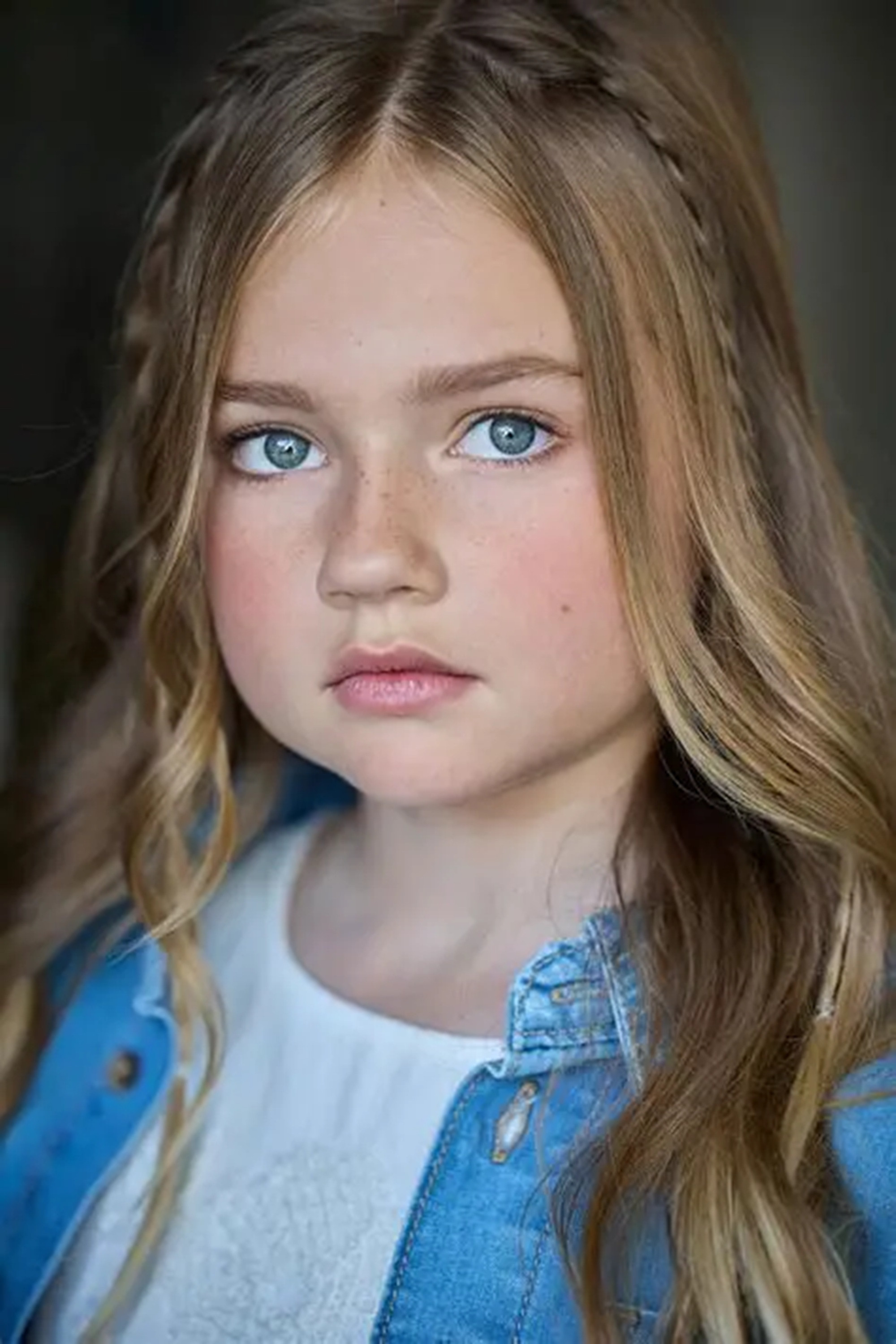 Фото Слоан Лукас Малдавн (Sloan Lucas Muldown)