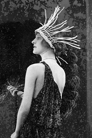 Фото  (Gussy Holl)