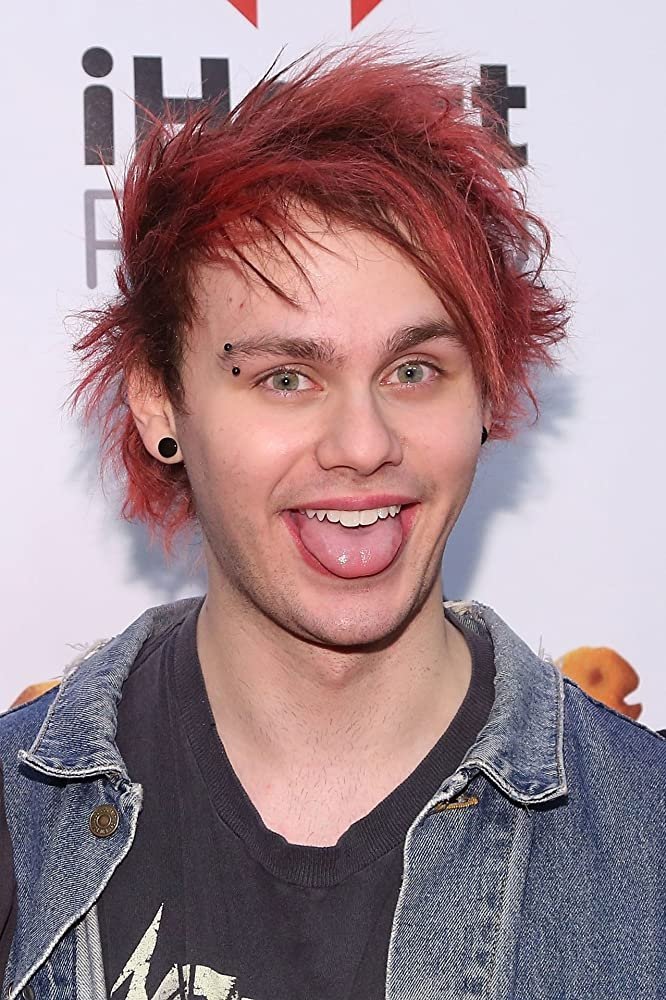 Фото  (Michael Clifford)