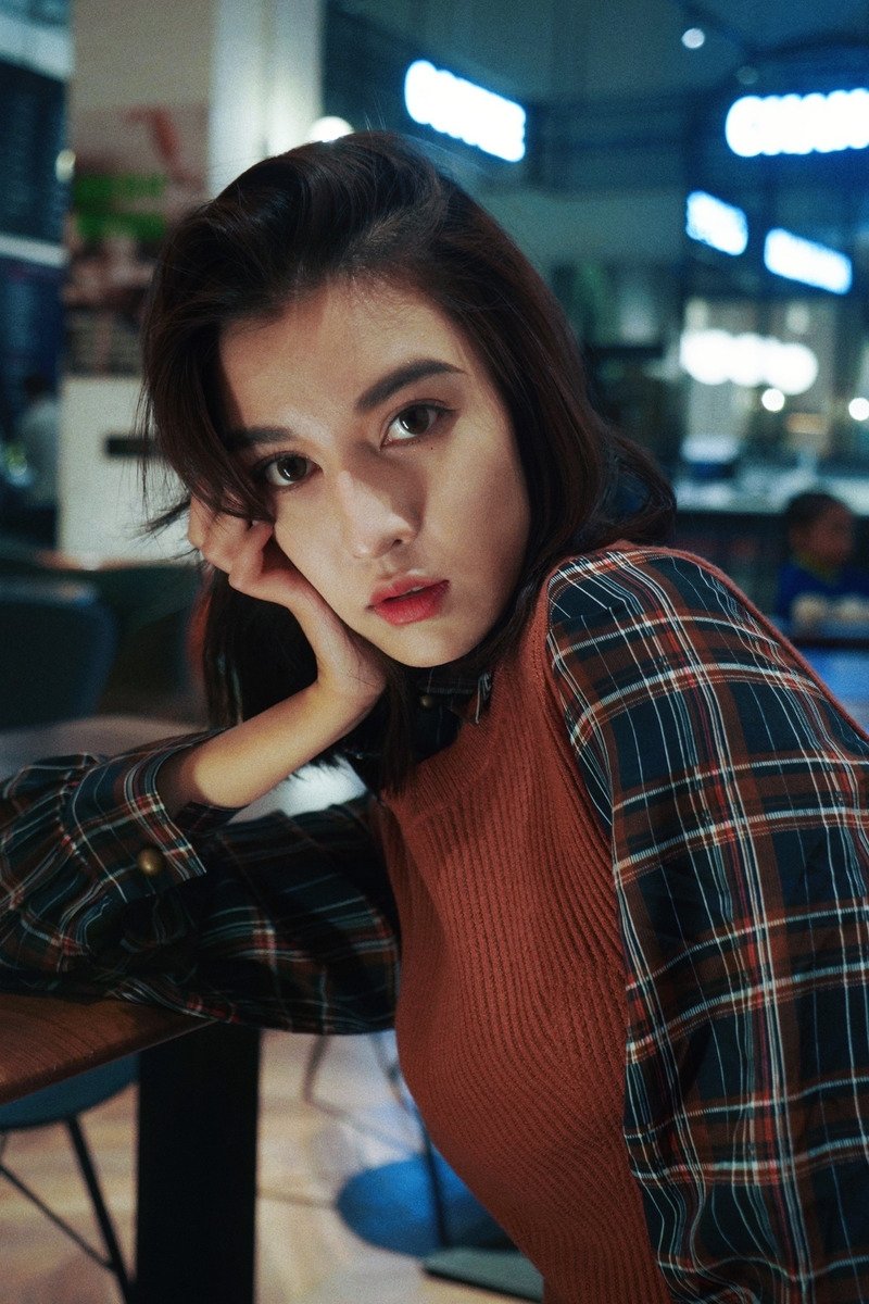 Фото  (Wang Yi)