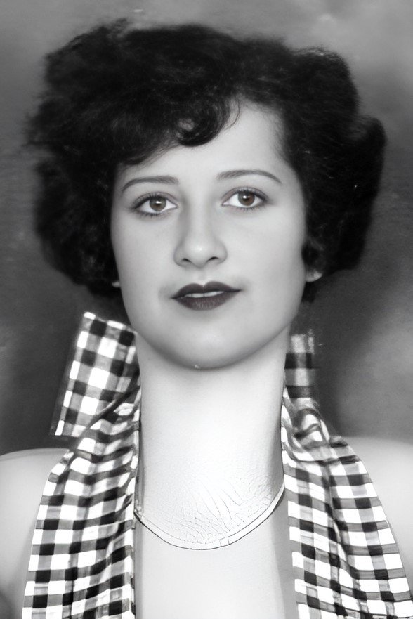 Фото  (Eleanor Black)