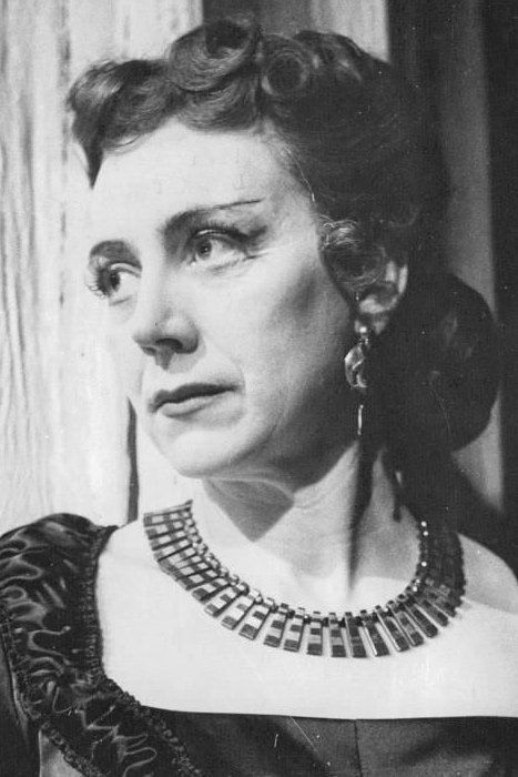 Фото  (Berta Hall)