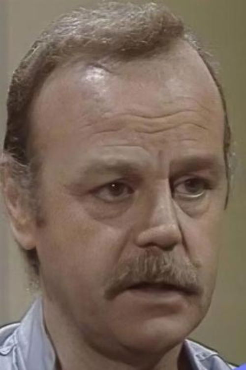 Фото  (Enzo Bai)