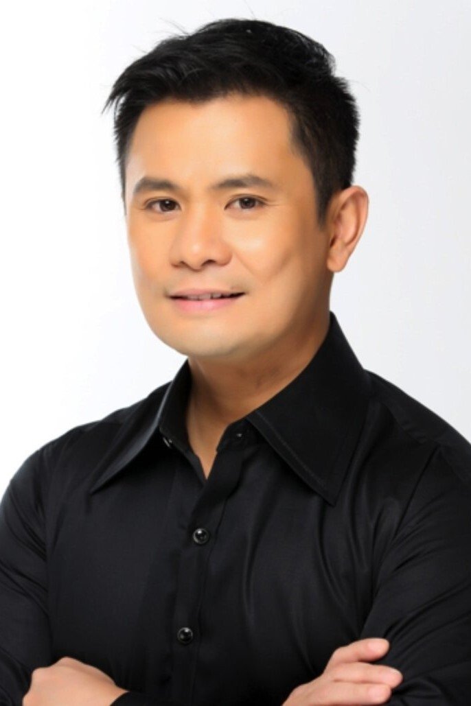 Фото  (Ogie Alcasid)