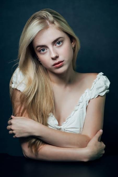 Фото  (Lydia Pearl Pentz)