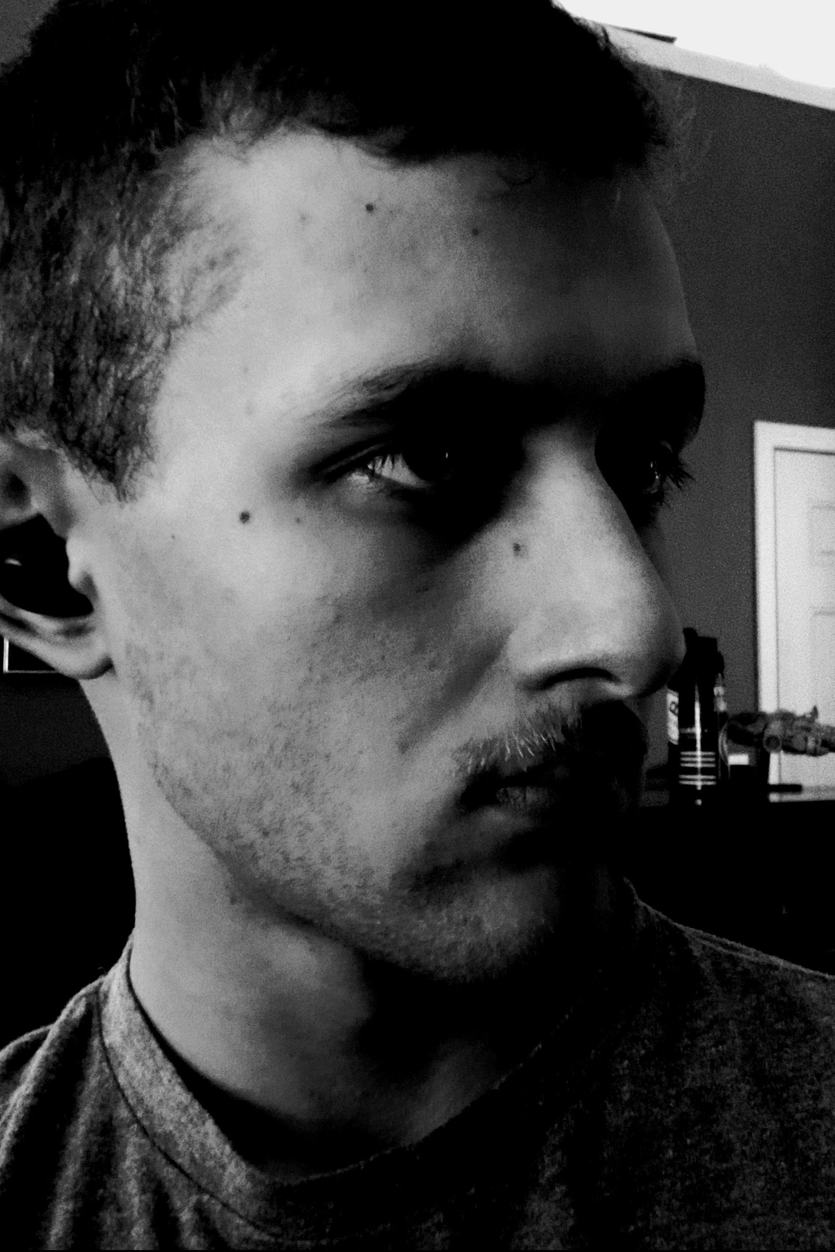 Фото  (JR Layton)