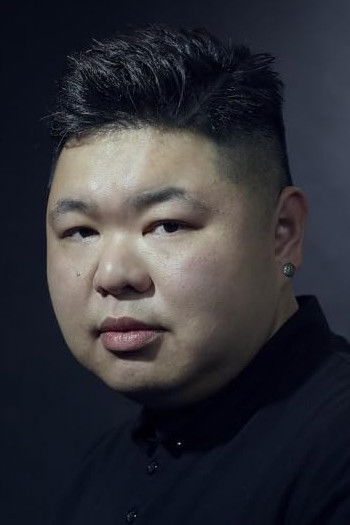 Фото  (Lee Cheuk-Pan)