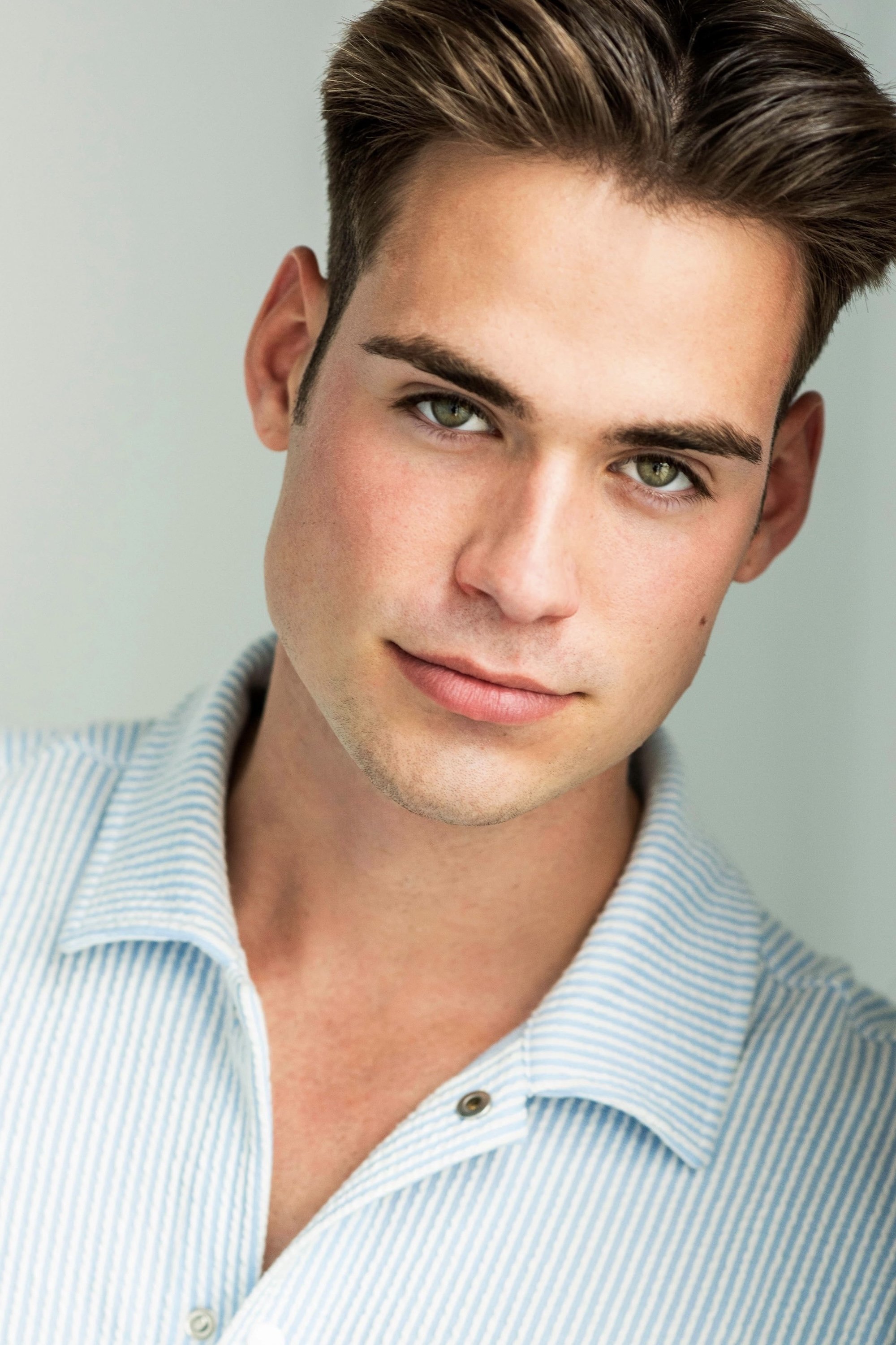 Фото  (Alexandre Martin Deakin)