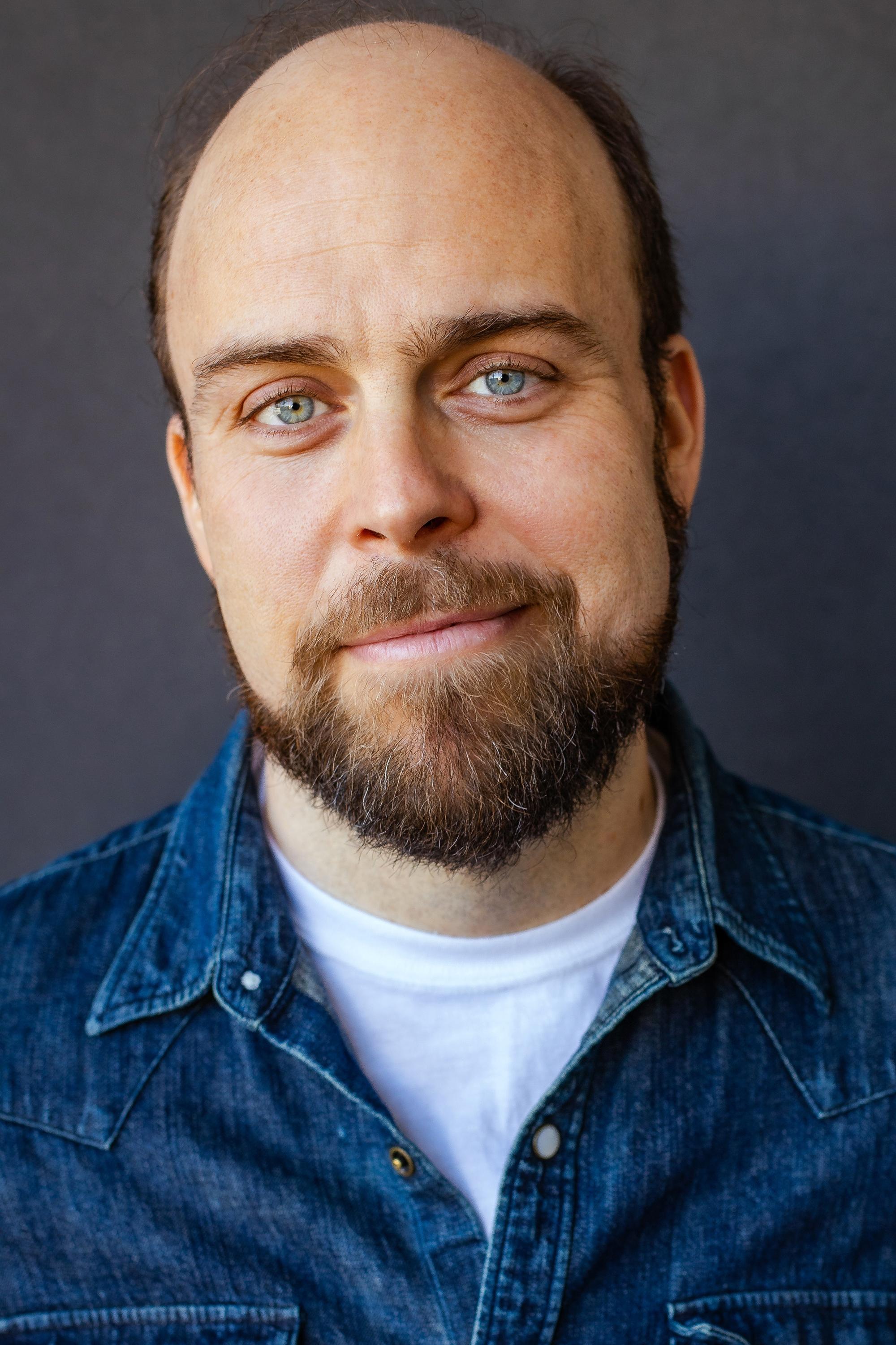 Фото  (Ian Merrigan)