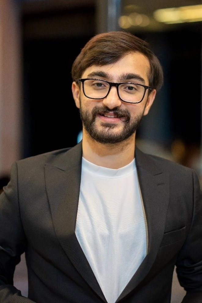 Фото  (Aland Akram)