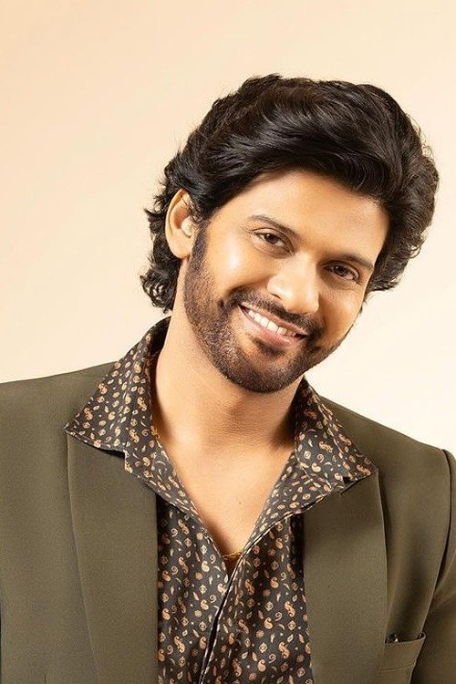 Фото  (Naveen Polishetty)