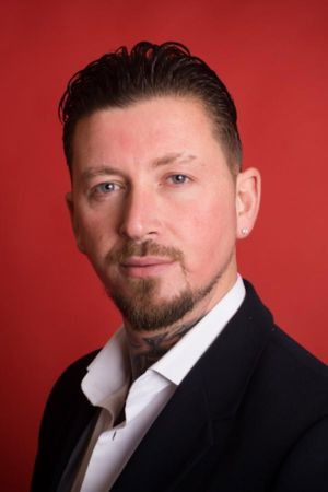 Фото  (Shane McCormick)