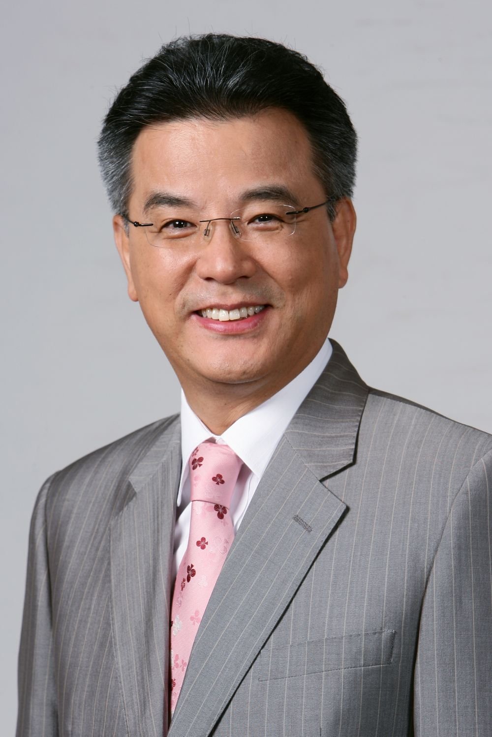 Фото  (Kang Seok-woo)