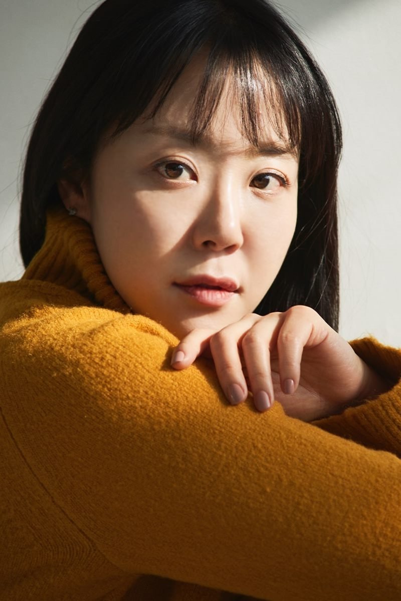 Фото  (Lee Ji-hae)
