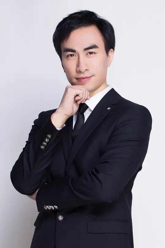 Фото  (Wen Ruqing)