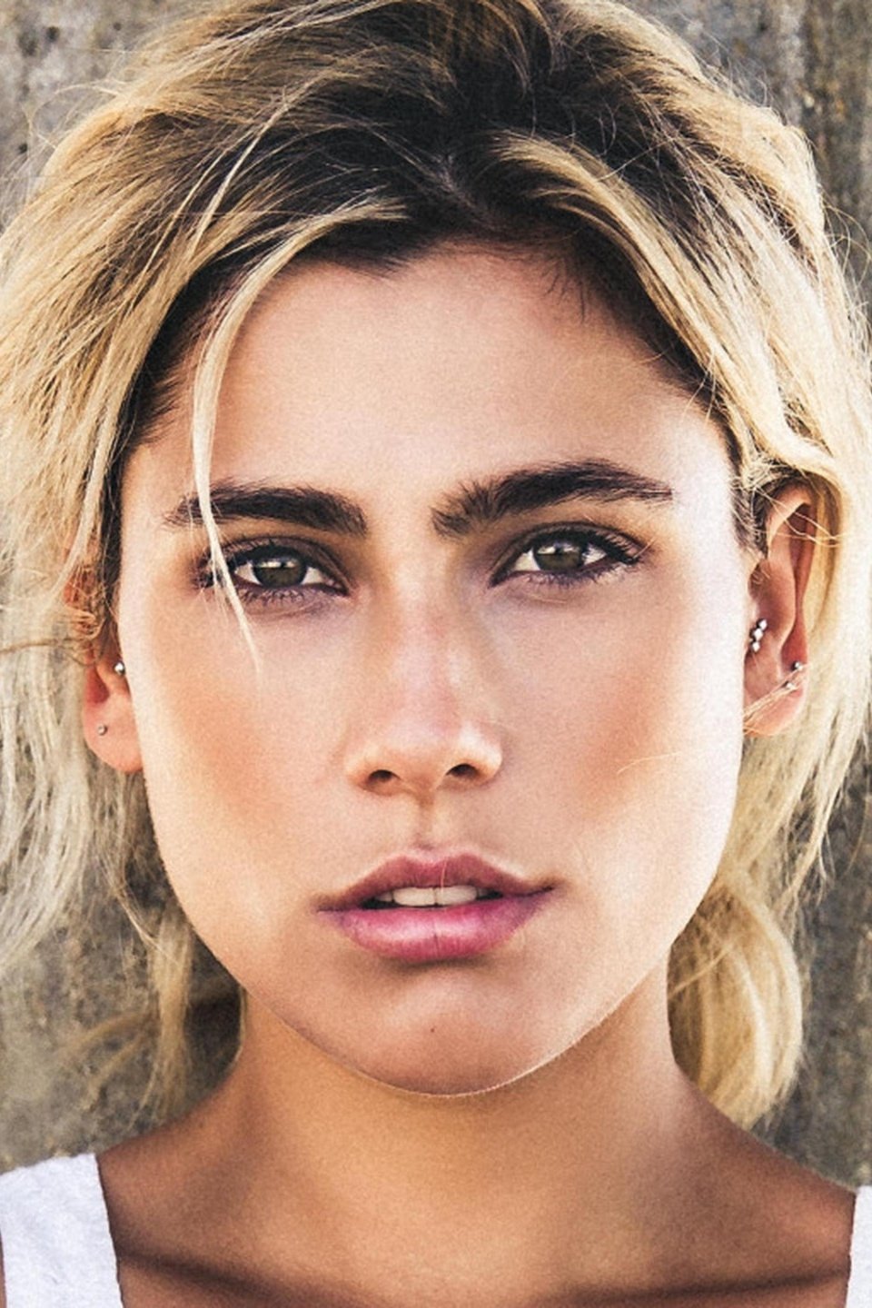 Фото  (Michaella Russell)