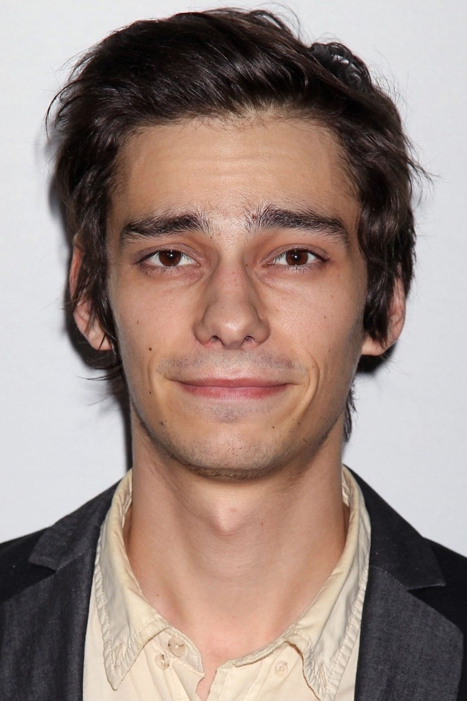 Фото Девон Бостік (Devon Bostick)