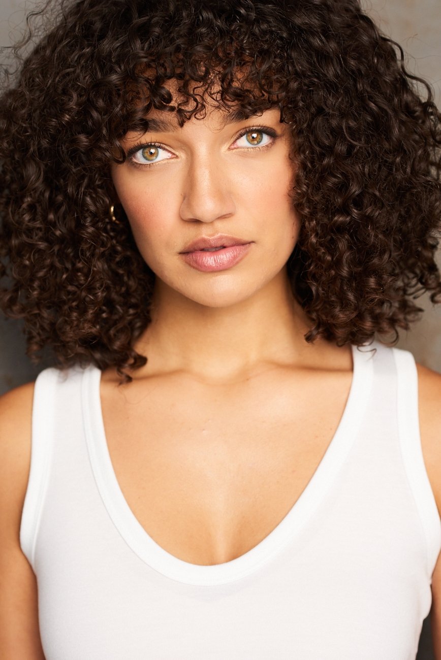 Фото  (Maya Smoot)