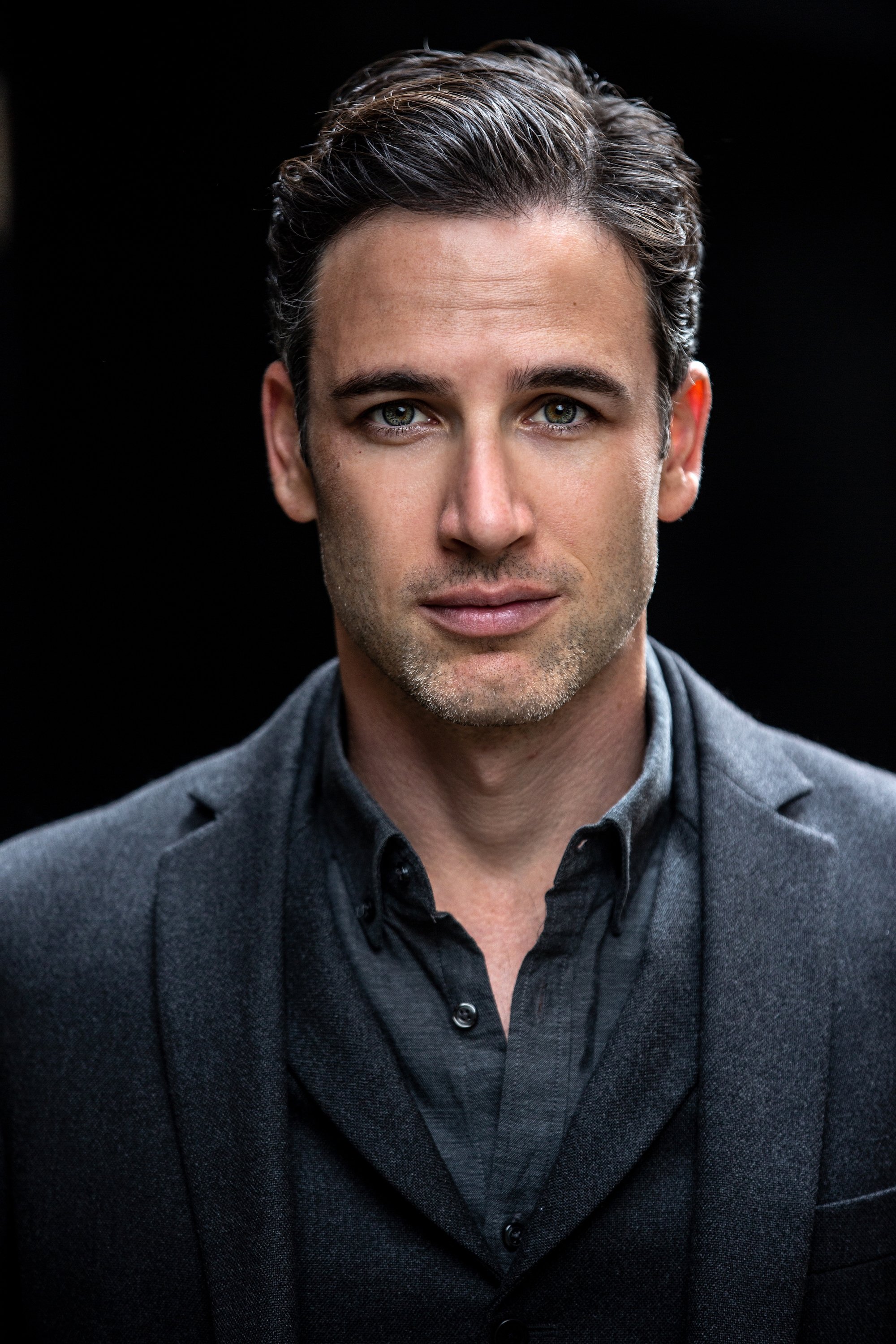 Фото  (Eric Colton)