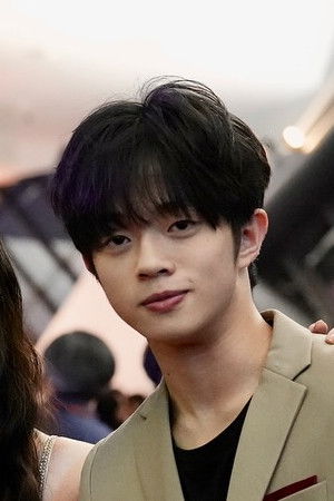 Фото  (Sheng-Wei Huang)