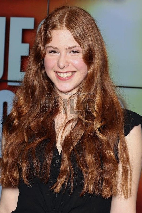 Фото  (Loula Bartilla Besse)