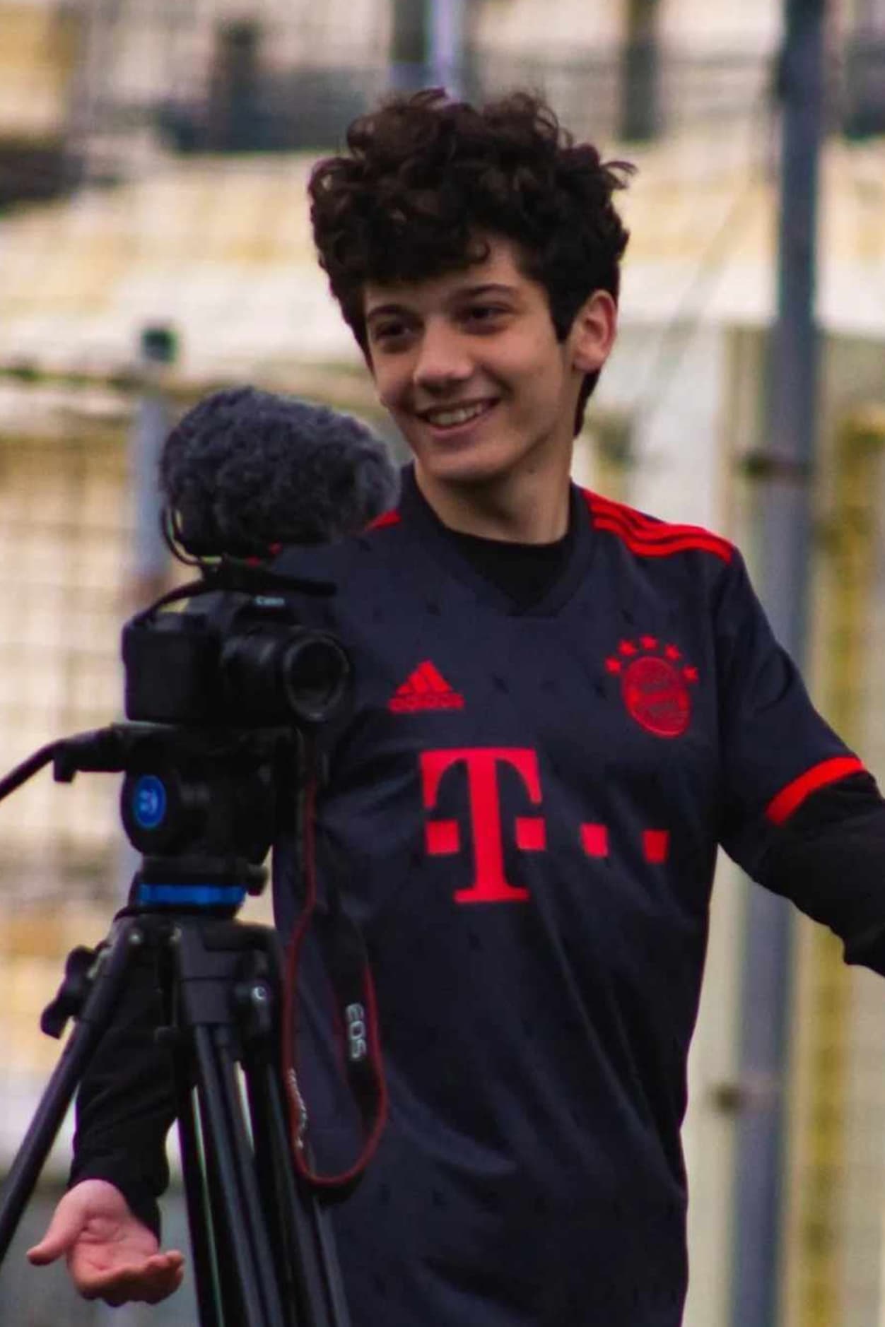 Фото  (Lee Fenech)