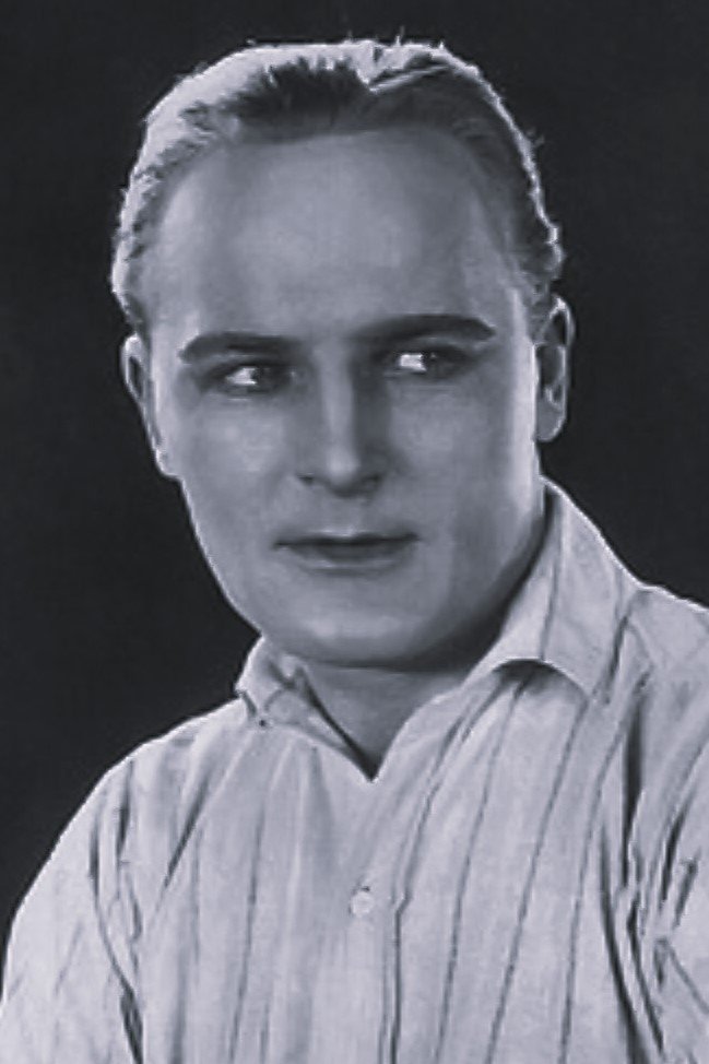 Фото  (Oskar Marion)