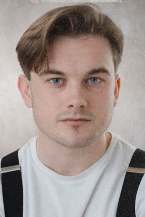 Фото  (Callum Parker)