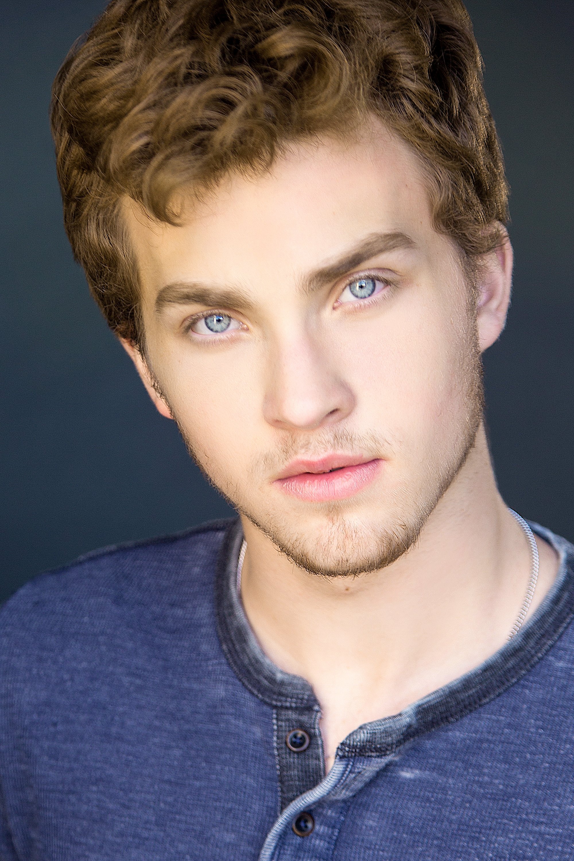 Фото  (Jordan Elsass)