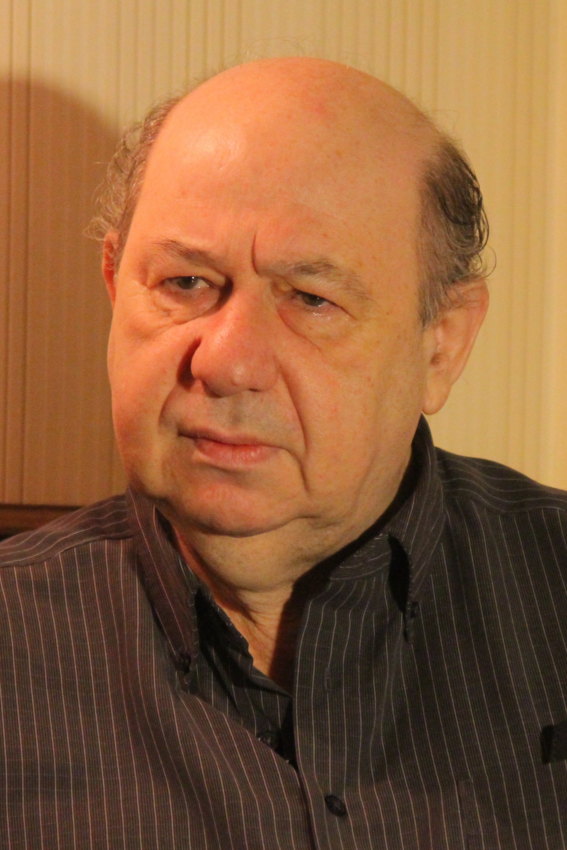 Фото  (Adrian Enescu)