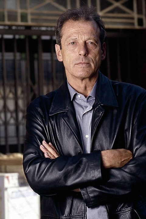 Фото  (Leslie Grantham)